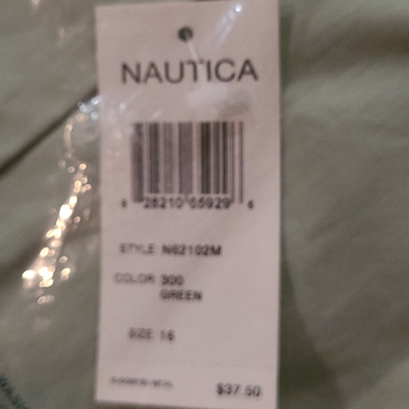 Light green short sleeve smoker pocket button down - Picture 3 of 3